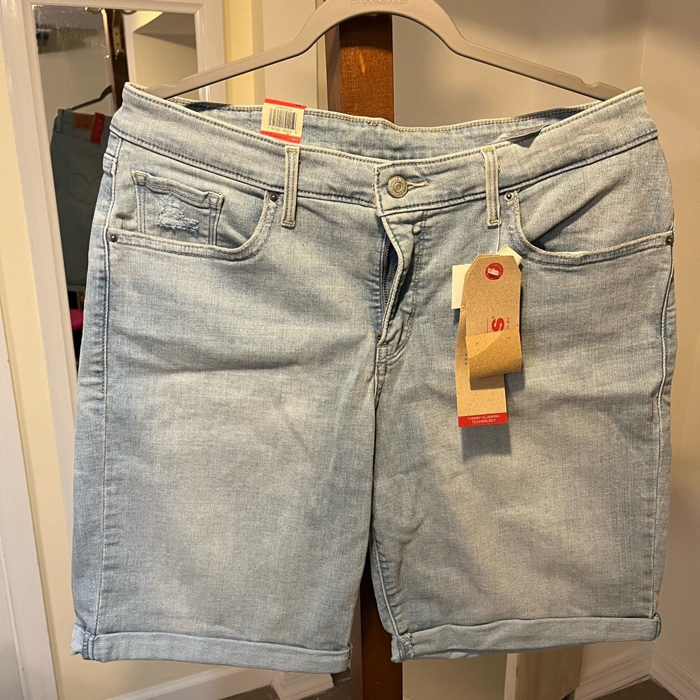 Levi’s Women's Light Blue Denim Shorts